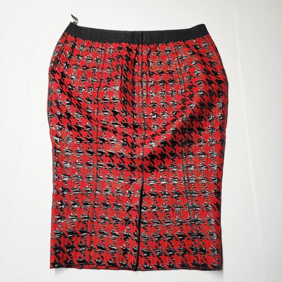 Dolce & Gabbana Dresses & Skirts - Dolce & Gabbana Houndstooth Pencil Skirt SIZE US 10 EU 42 NWOT Office Designer